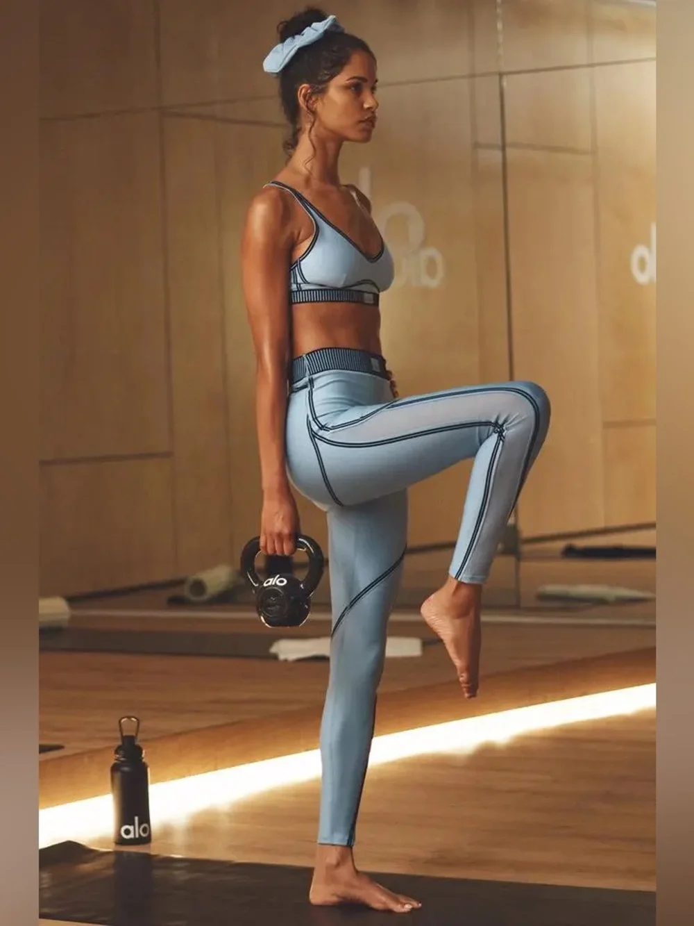 ALO Yoga excellent fresh